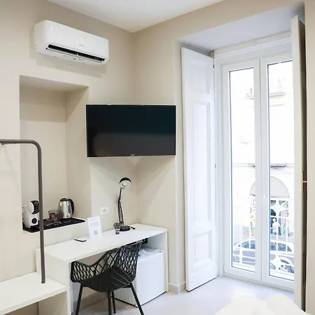 La Cattedrale -tripla Con Bagno Privato E Cucina Condivisa Neapel